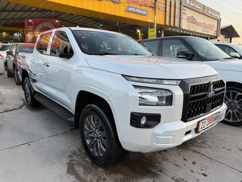 میتسوبیشی L200